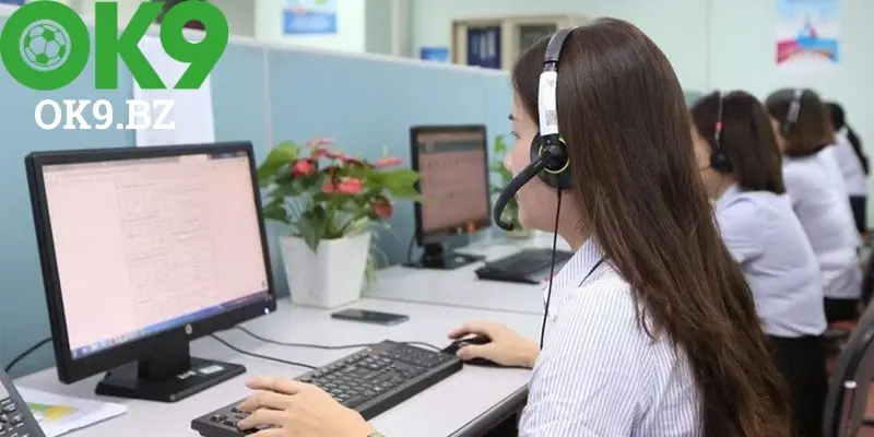 Nhân viên hỗ trợ nhanh chóng cho thành viên