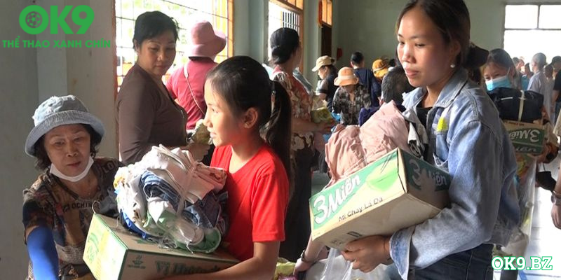 Nhận xét của người dân khi nhận quà từ công tác xã hội của OK9